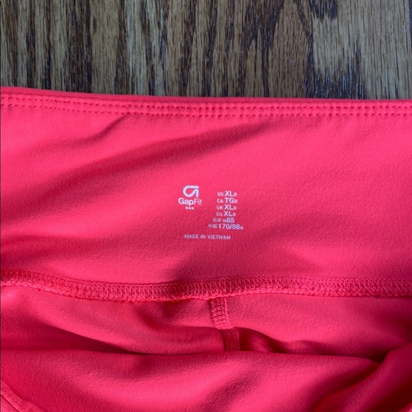Bright orange-red Gap leggings, size XL. Excellent condition, no rips or stains. - Picture 2 of 12